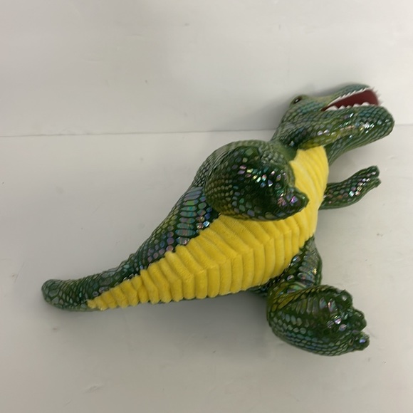 Large 14” Green T-Rex Dinosaur Plush Stuffed Animal Like New Condition - Picture 4 of 6